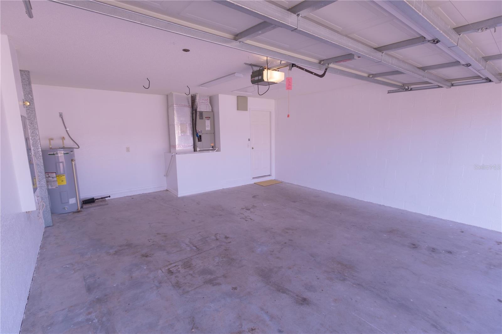 REFLECTIONS WEST PH 02 - Residential