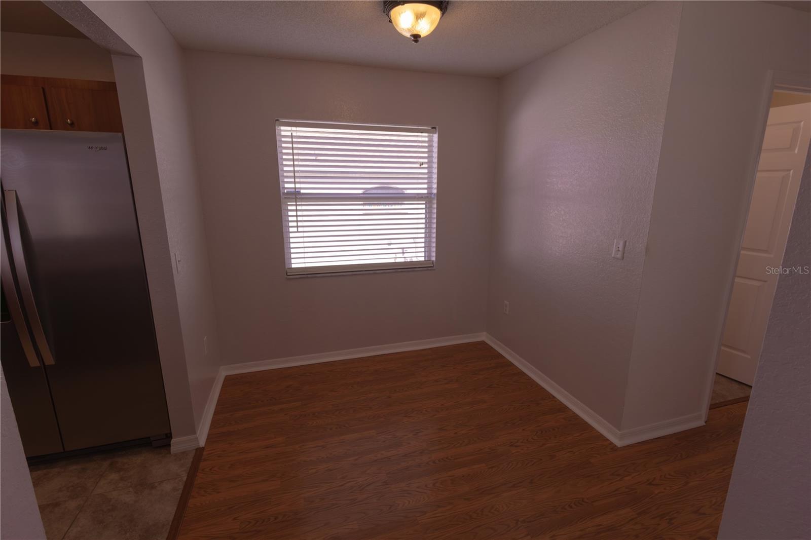 REFLECTIONS WEST PH 02 - Residential