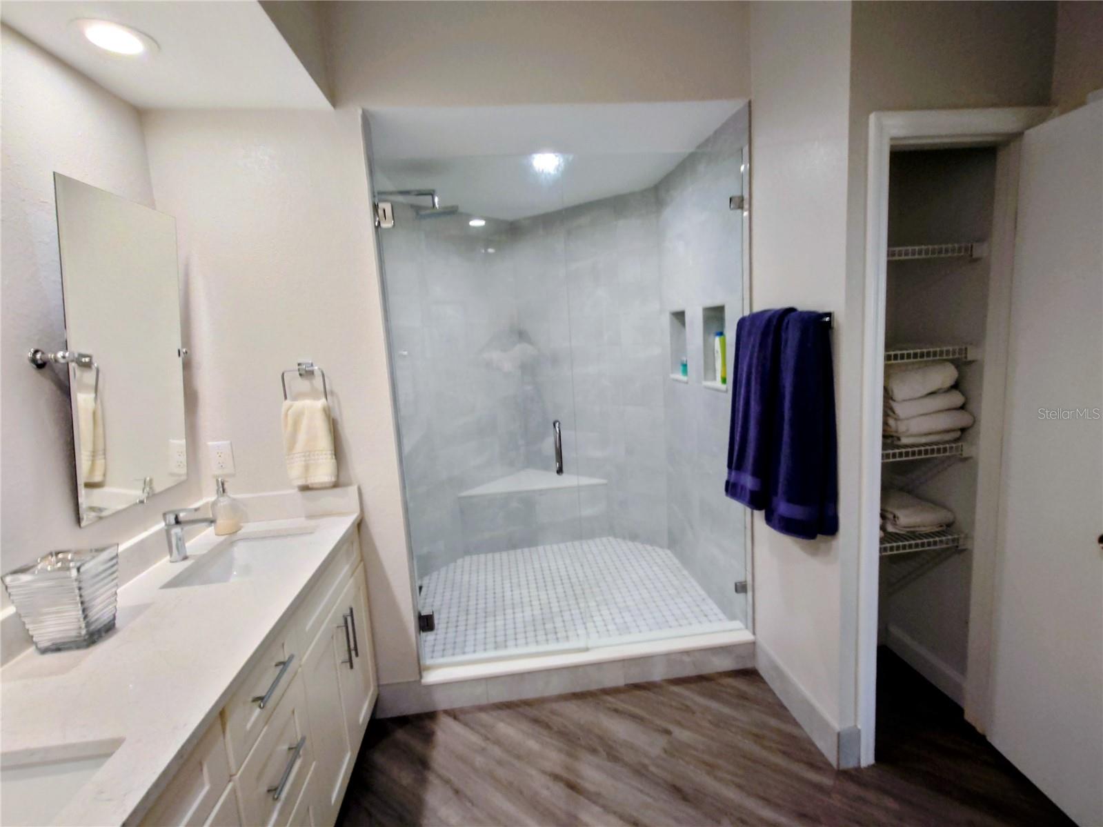 MADISON AT ST PETE - Residential