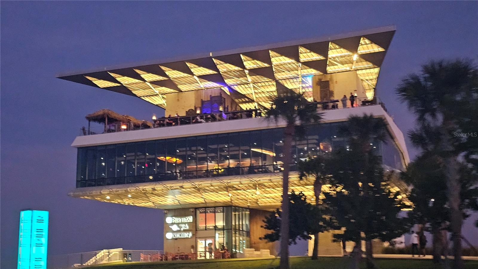 MADISON AT ST PETE - Residential