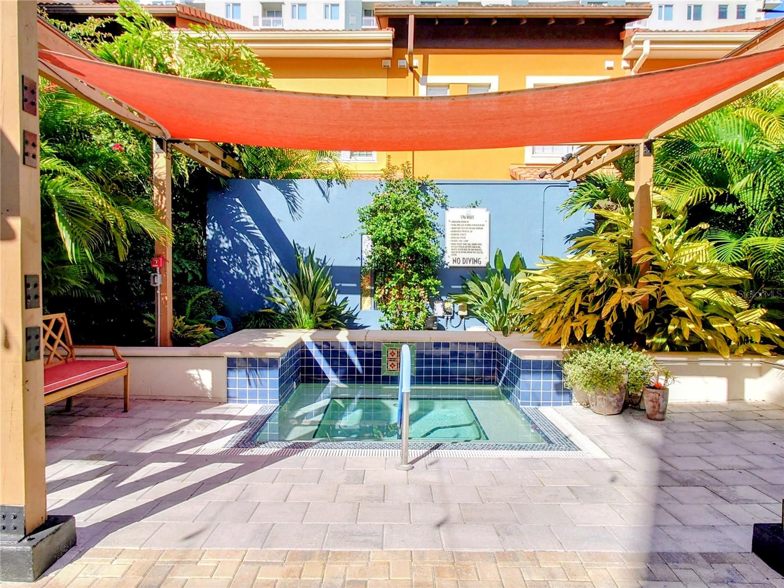 MADISON AT ST PETE - Residential