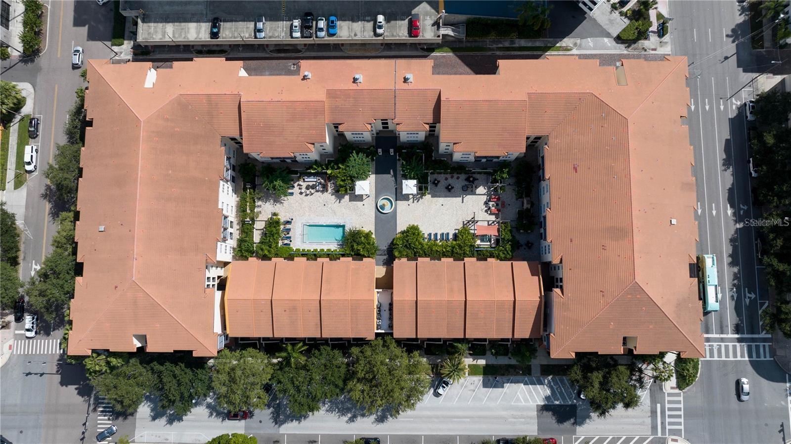 MADISON AT ST PETE - Residential