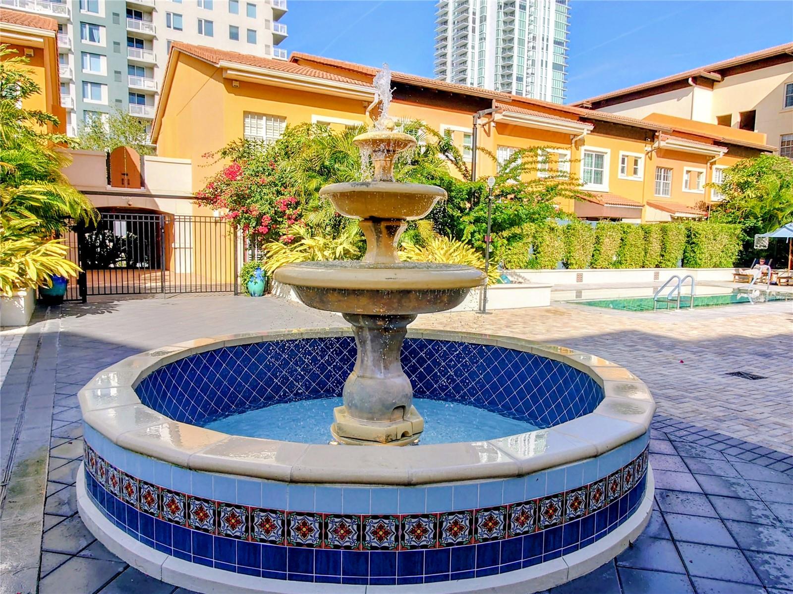 MADISON AT ST PETE - Residential