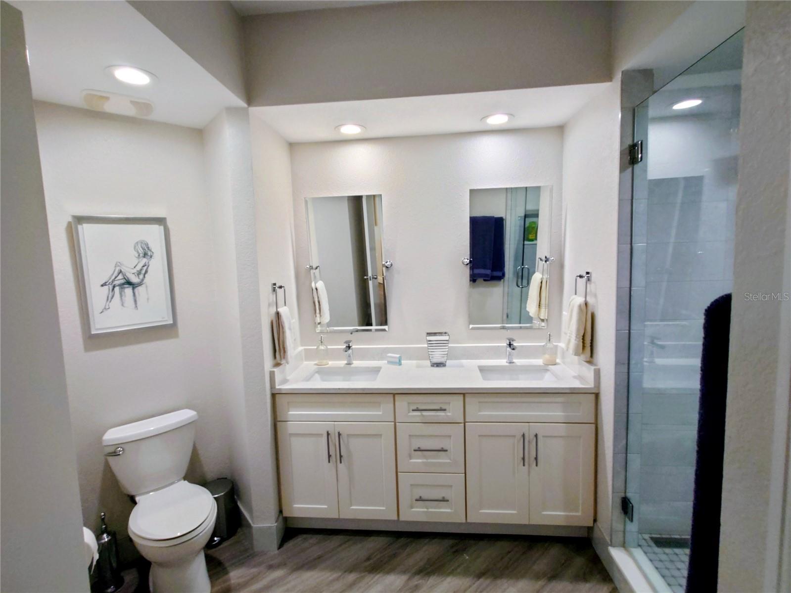 MADISON AT ST PETE - Residential