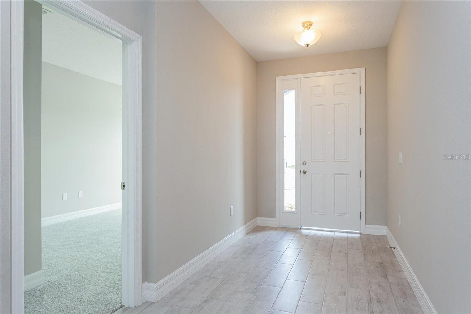 401 SILVER PALM DRIVE