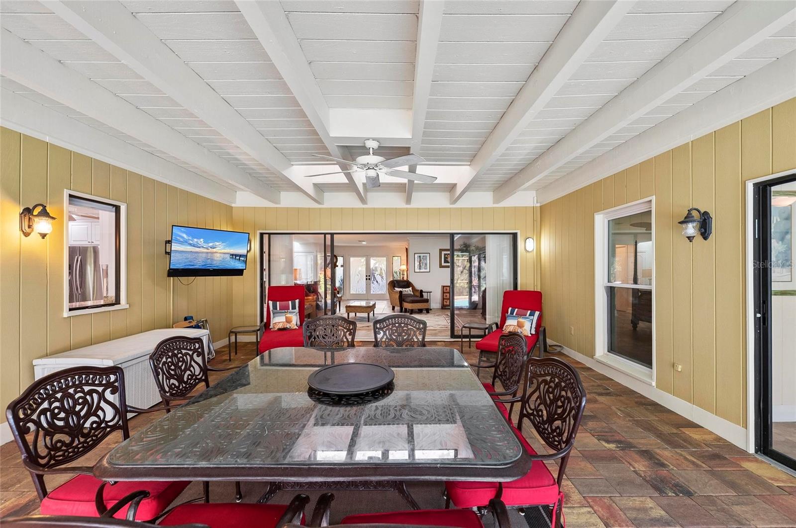 SOUTHBAY YACHT & RACQUET CLUB - Residential