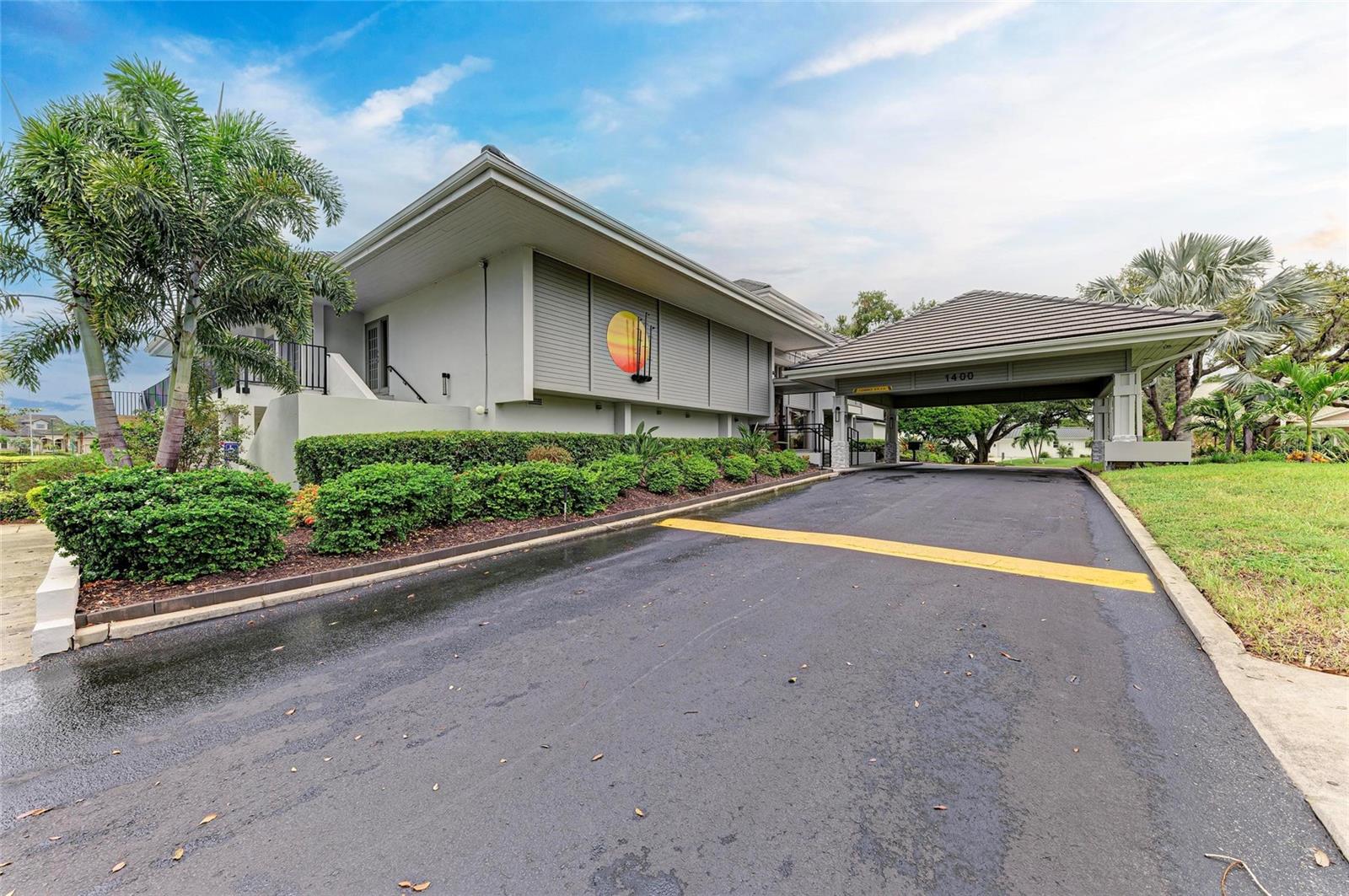 SOUTHBAY YACHT & RACQUET CLUB - Residential