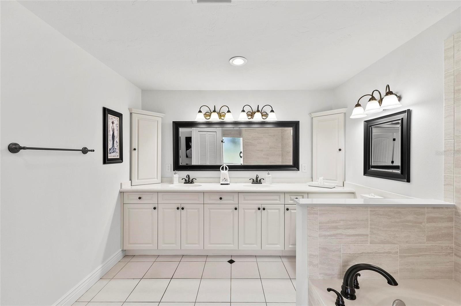 SOUTHBAY YACHT & RACQUET CLUB - Residential