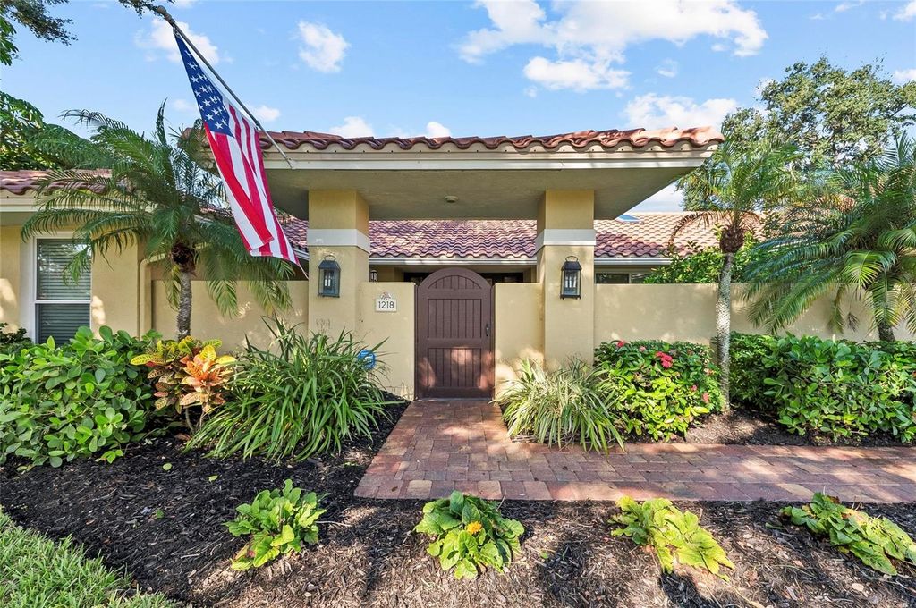 Photo of 1218 Yacht Harbor Drive, Osprey, FL 34229 (MLS # A4663579)