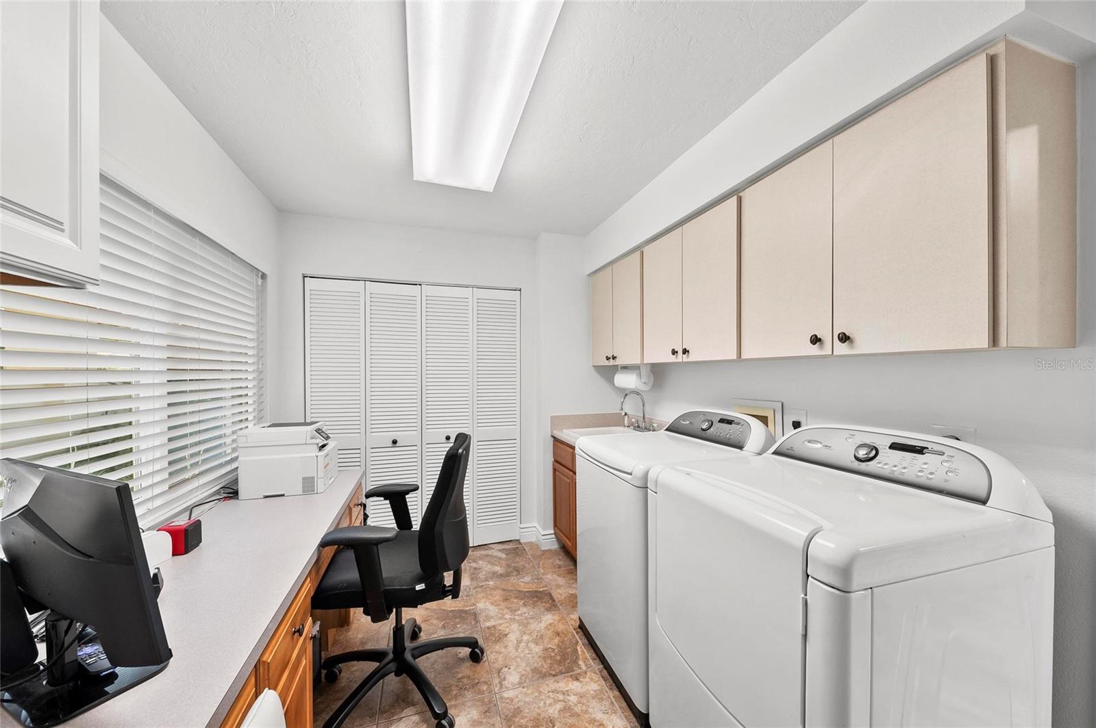 SOUTHBAY YACHT & RACQUET CLUB - Residential