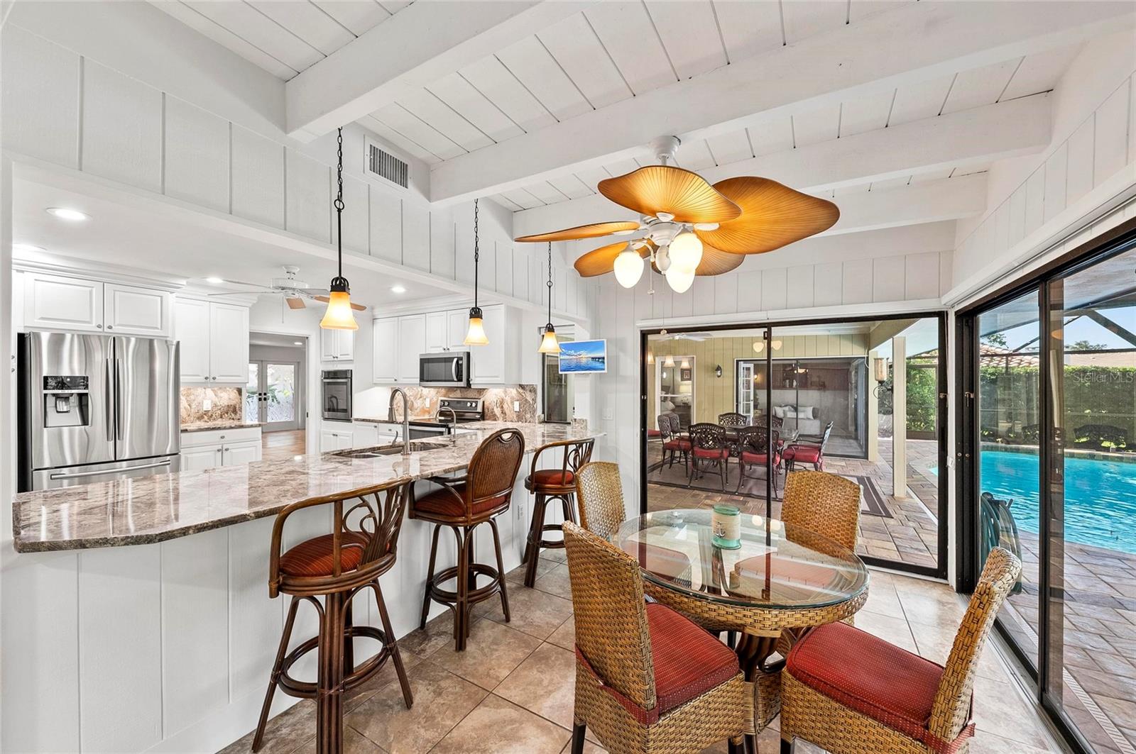 SOUTHBAY YACHT & RACQUET CLUB - Residential