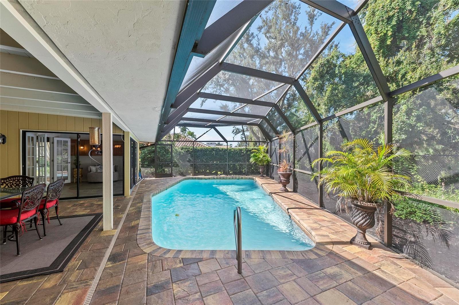 SOUTHBAY YACHT & RACQUET CLUB - Residential