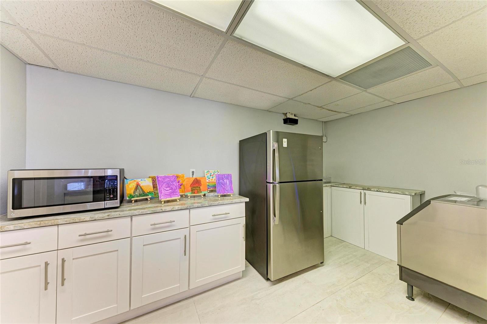 SOUTHBAY YACHT & RACQUET CLUB - Residential