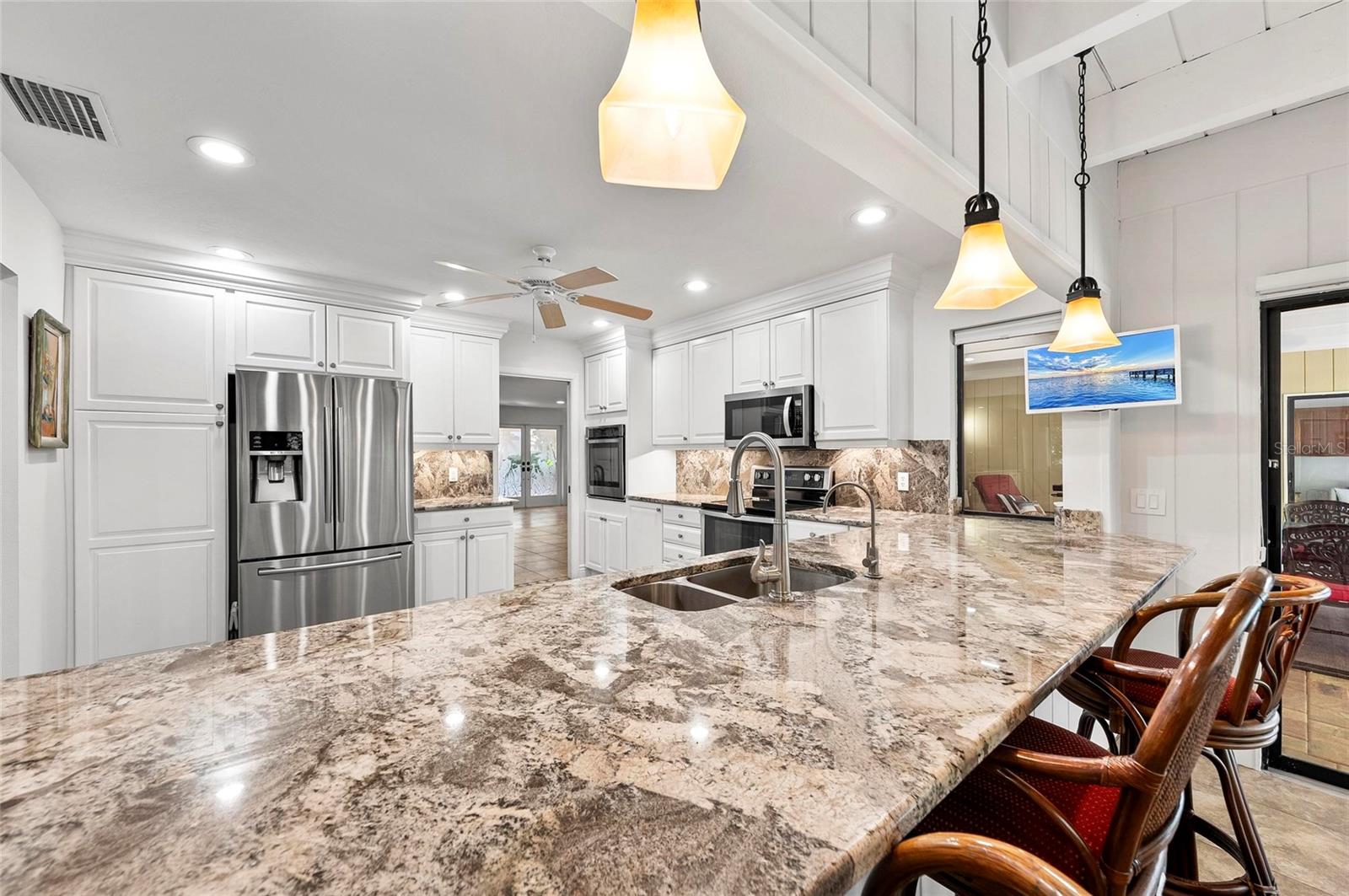 SOUTHBAY YACHT & RACQUET CLUB - Residential