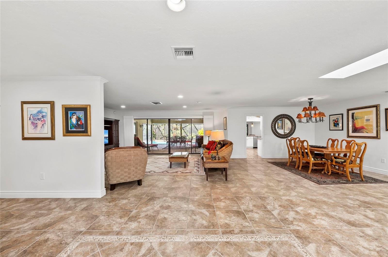 SOUTHBAY YACHT & RACQUET CLUB - Residential