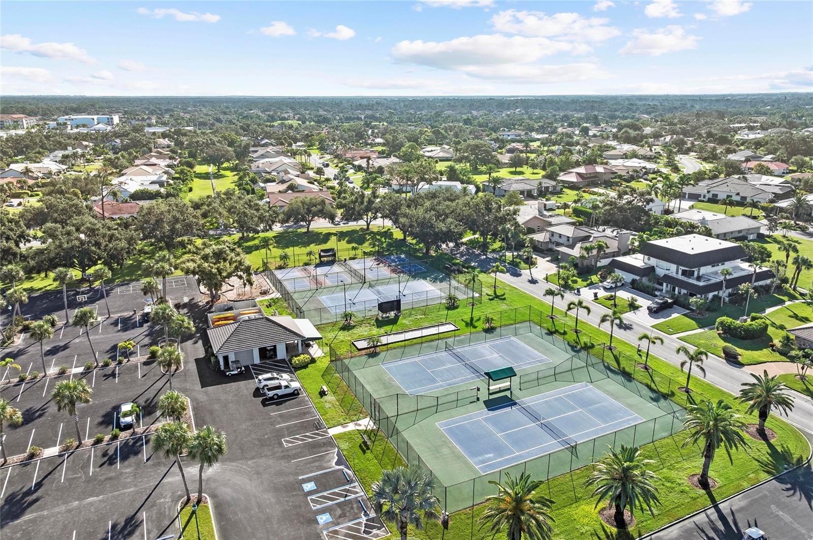 SOUTHBAY YACHT & RACQUET CLUB - Residential