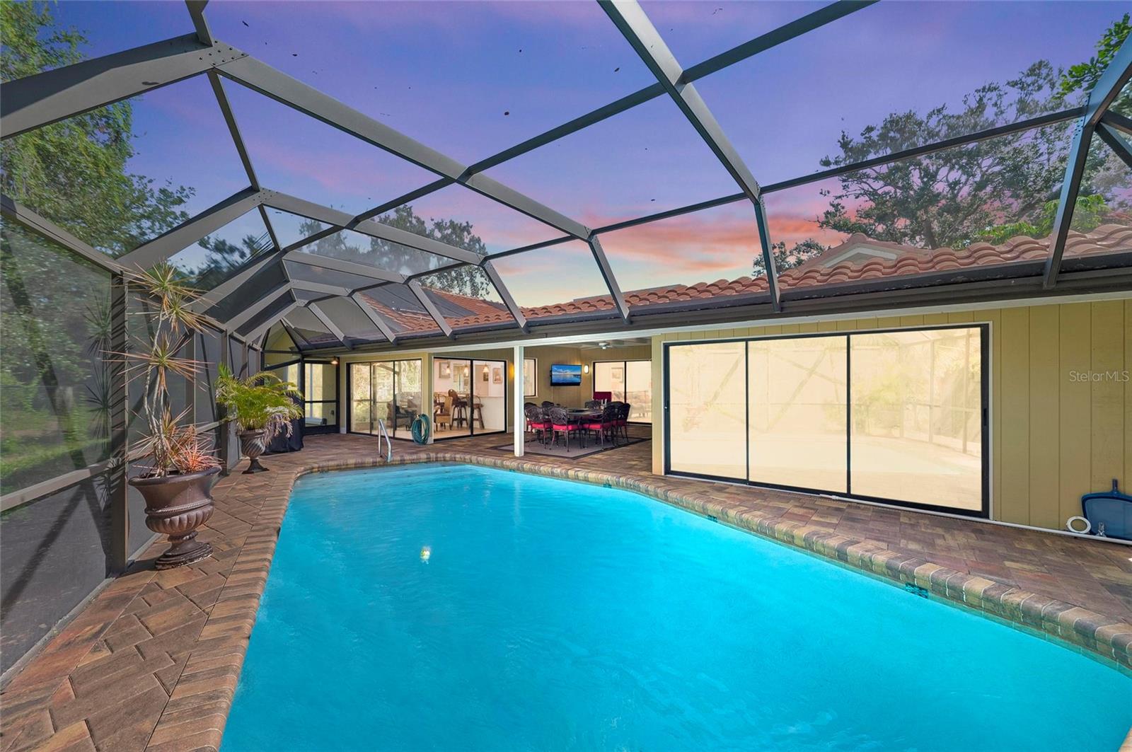 SOUTHBAY YACHT & RACQUET CLUB - Residential