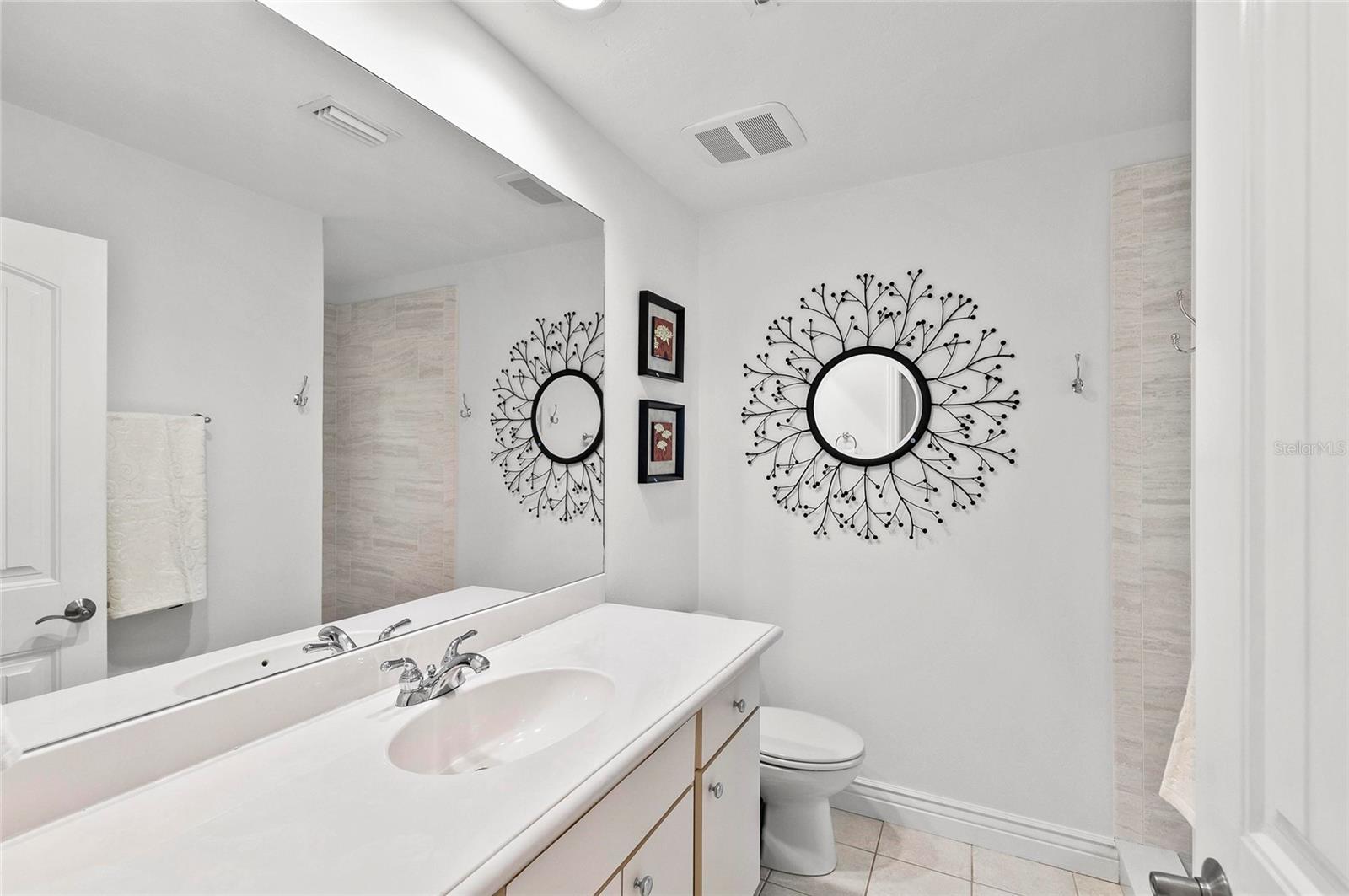 SOUTHBAY YACHT & RACQUET CLUB - Residential