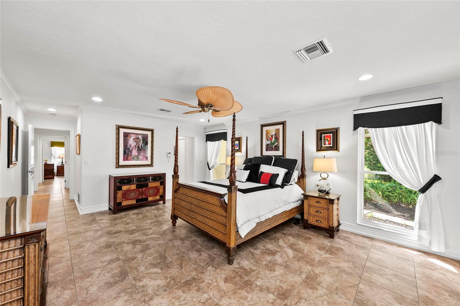SOUTHBAY YACHT & RACQUET CLUB - Residential