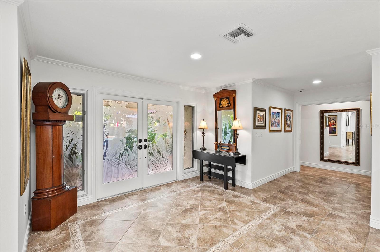 SOUTHBAY YACHT & RACQUET CLUB - Residential