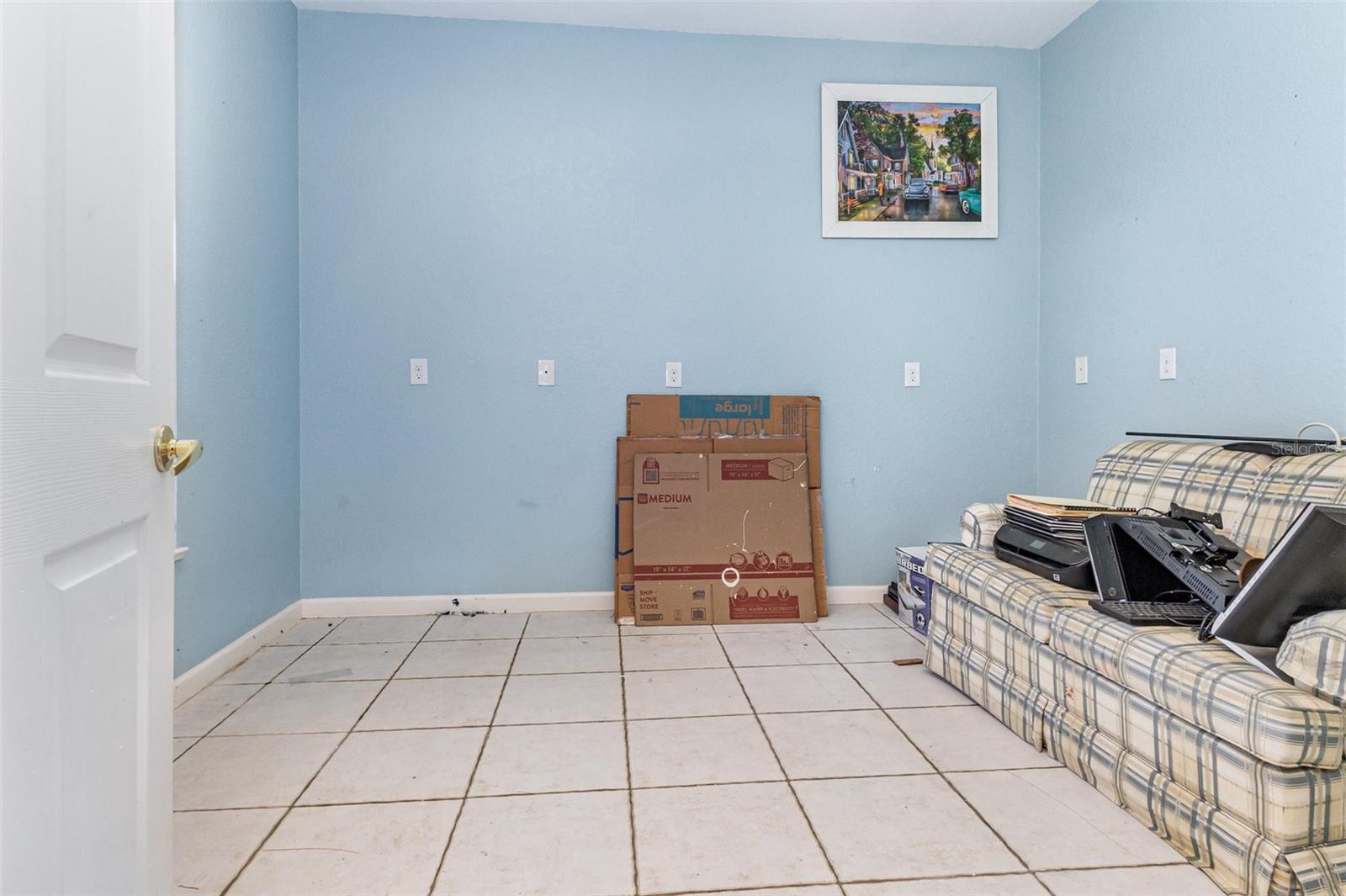 FROSTPROOF EAST - Residential