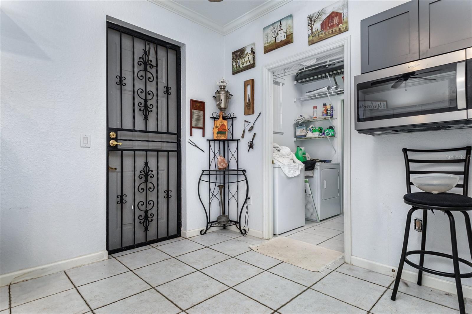 FROSTPROOF EAST - Residential