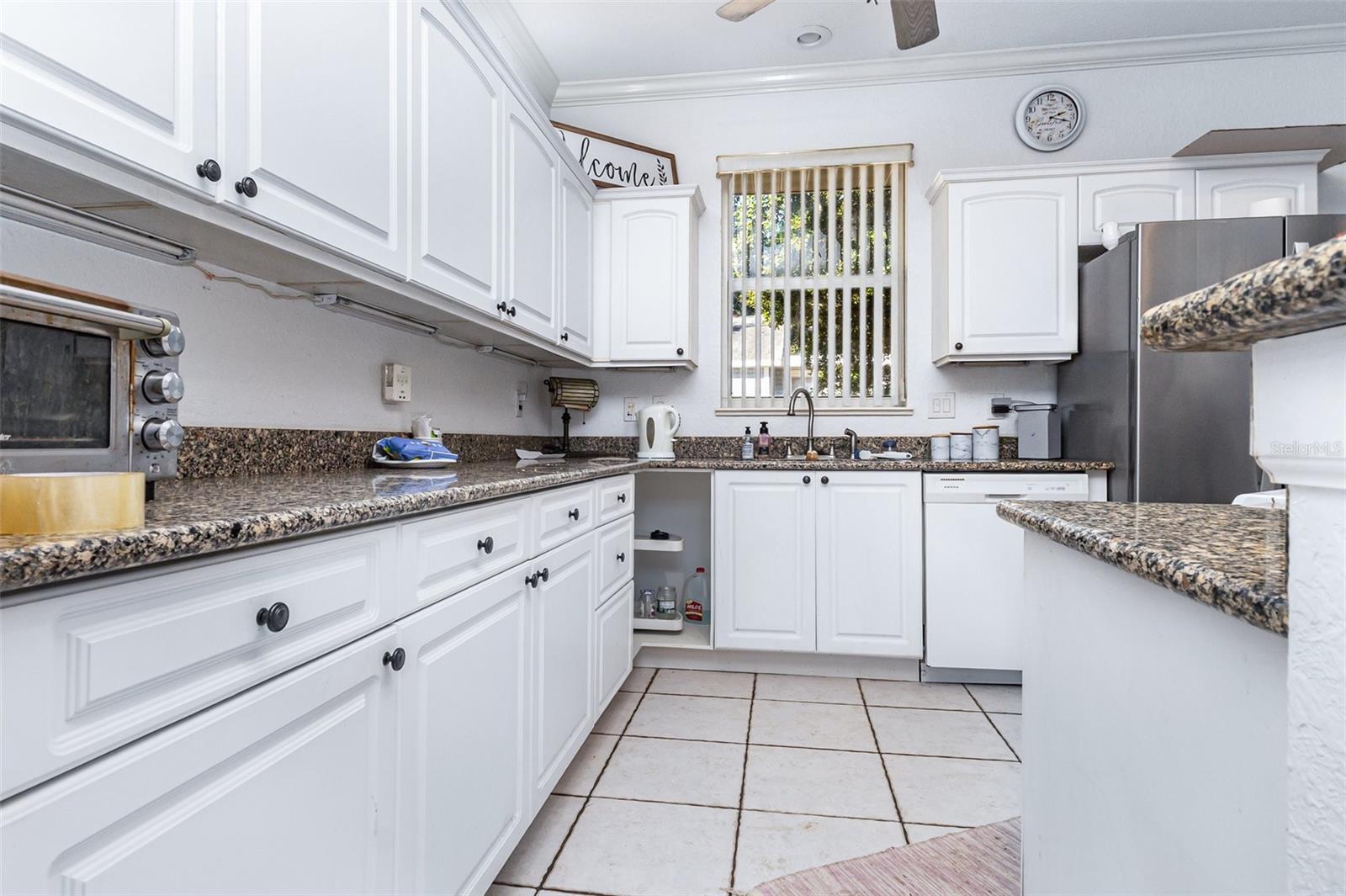 FROSTPROOF EAST - Residential