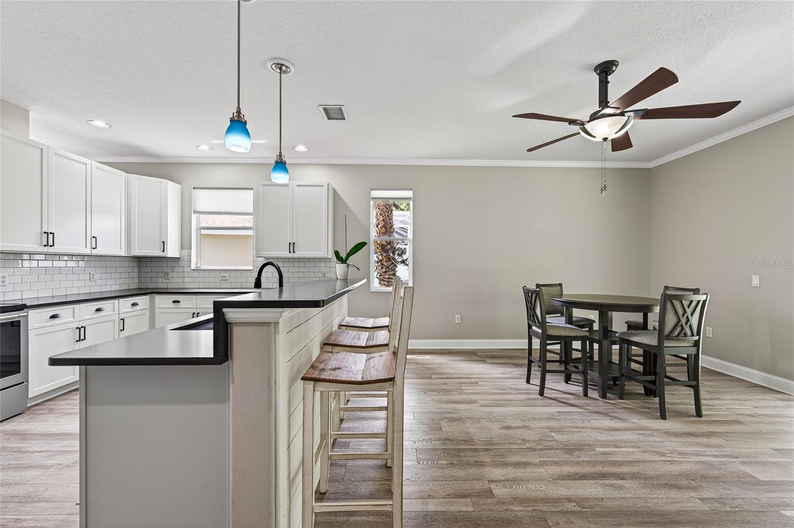 OAK TRACE - Residential