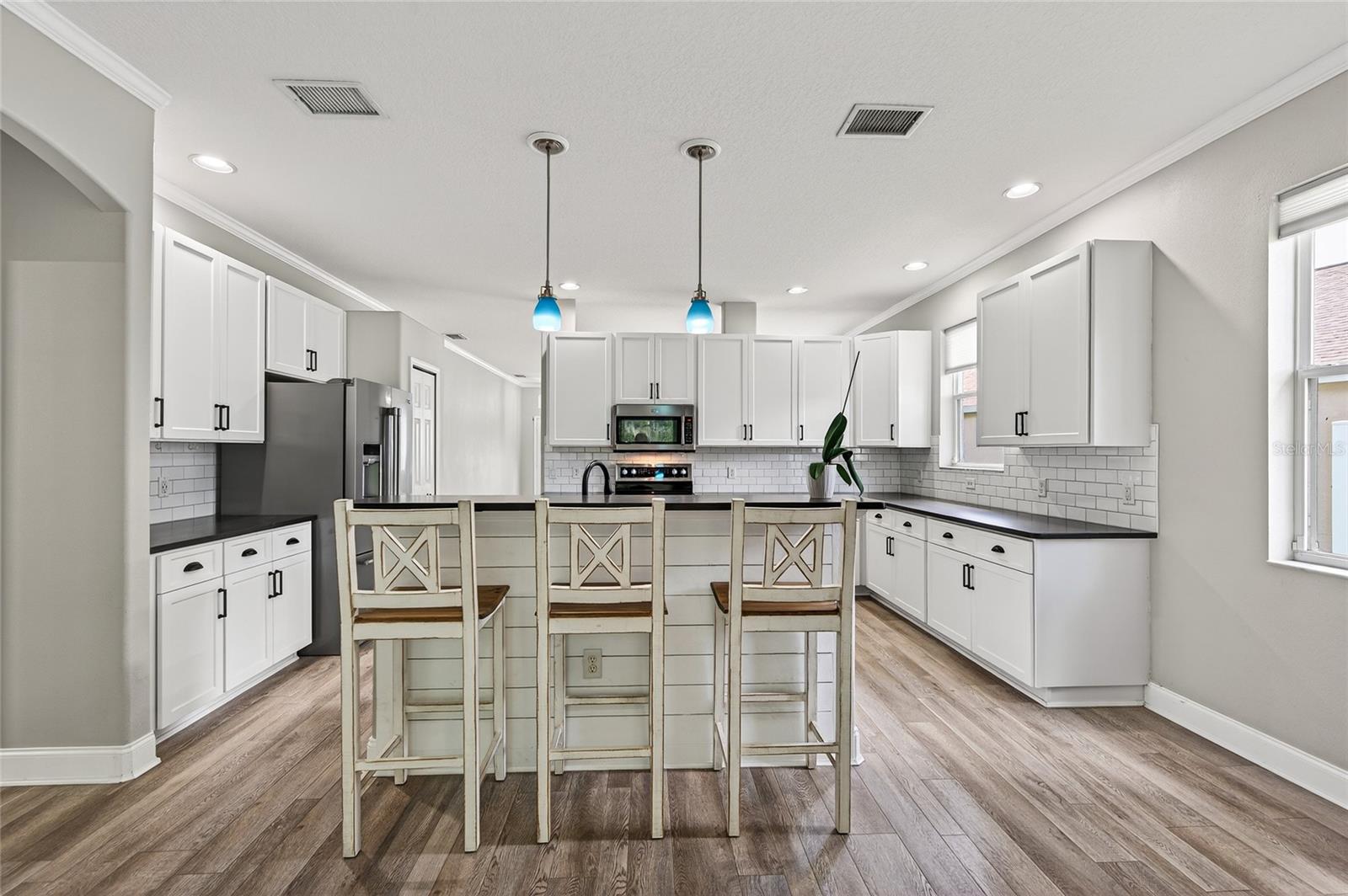 OAK TRACE - Residential