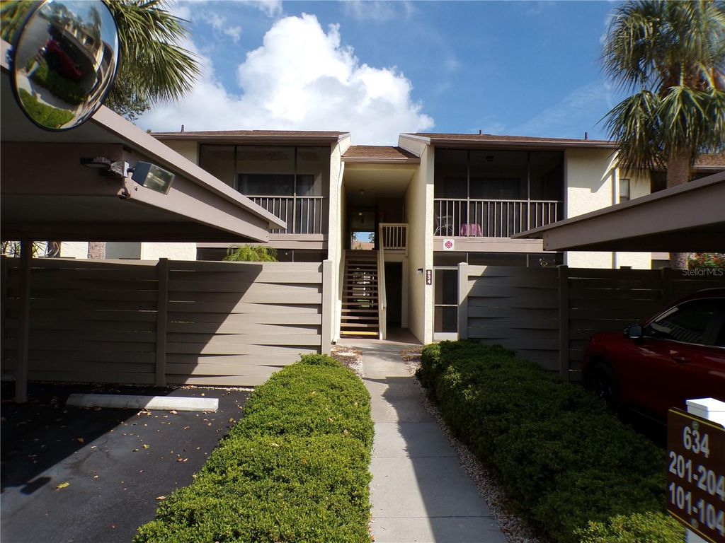 Photo of 634 Bird Bay Drive E #102, Venice, FL 34285 (MLS # N6143227)