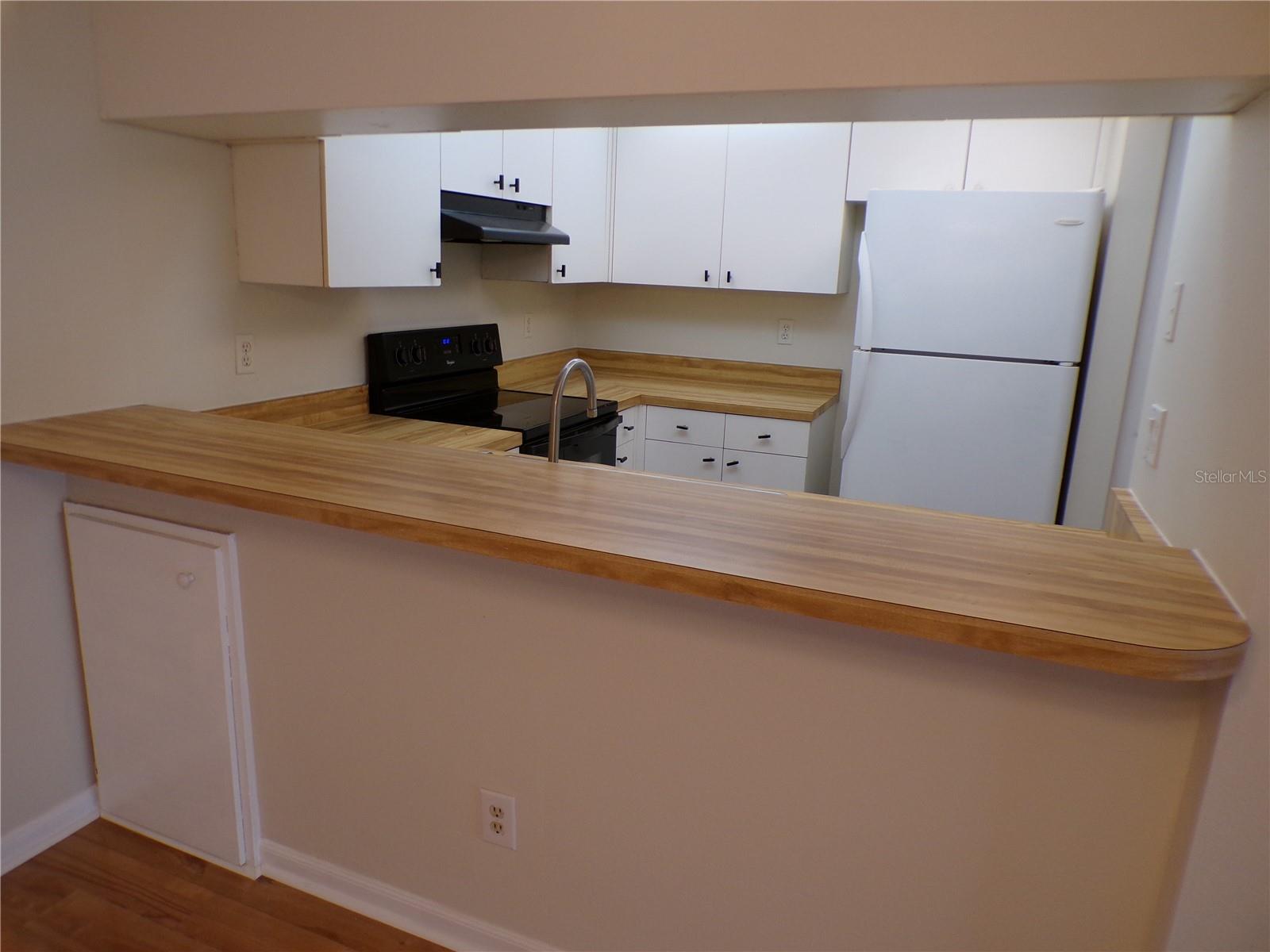 BIRD BAY V - Residential Lease