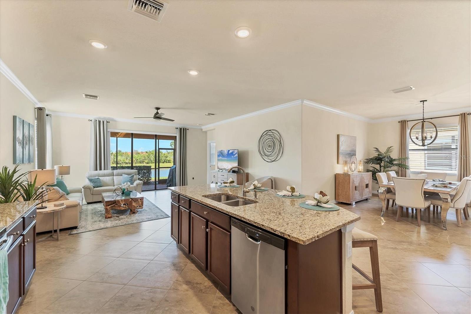 SARASOTA NATIONAL - Residential