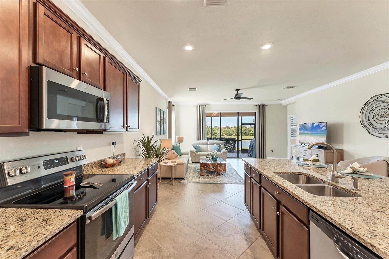 SARASOTA NATIONAL - Residential