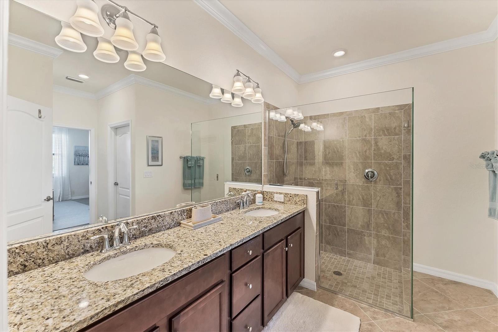 SARASOTA NATIONAL - Residential