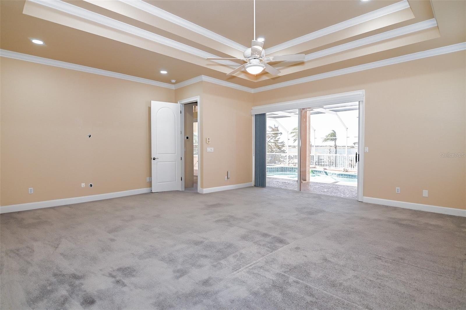 REFLECTIONS JULIANA - Residential