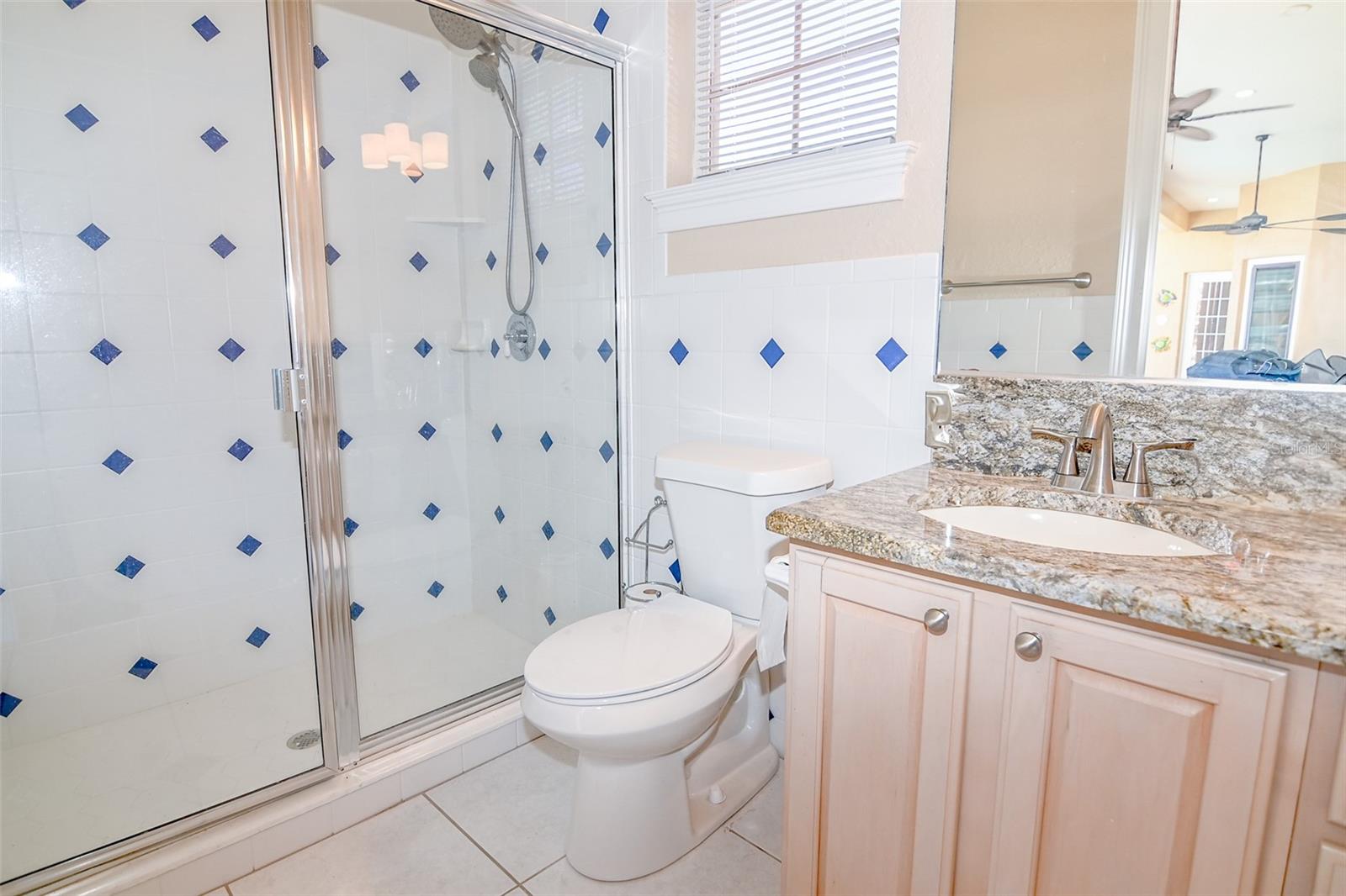 REFLECTIONS JULIANA - Residential