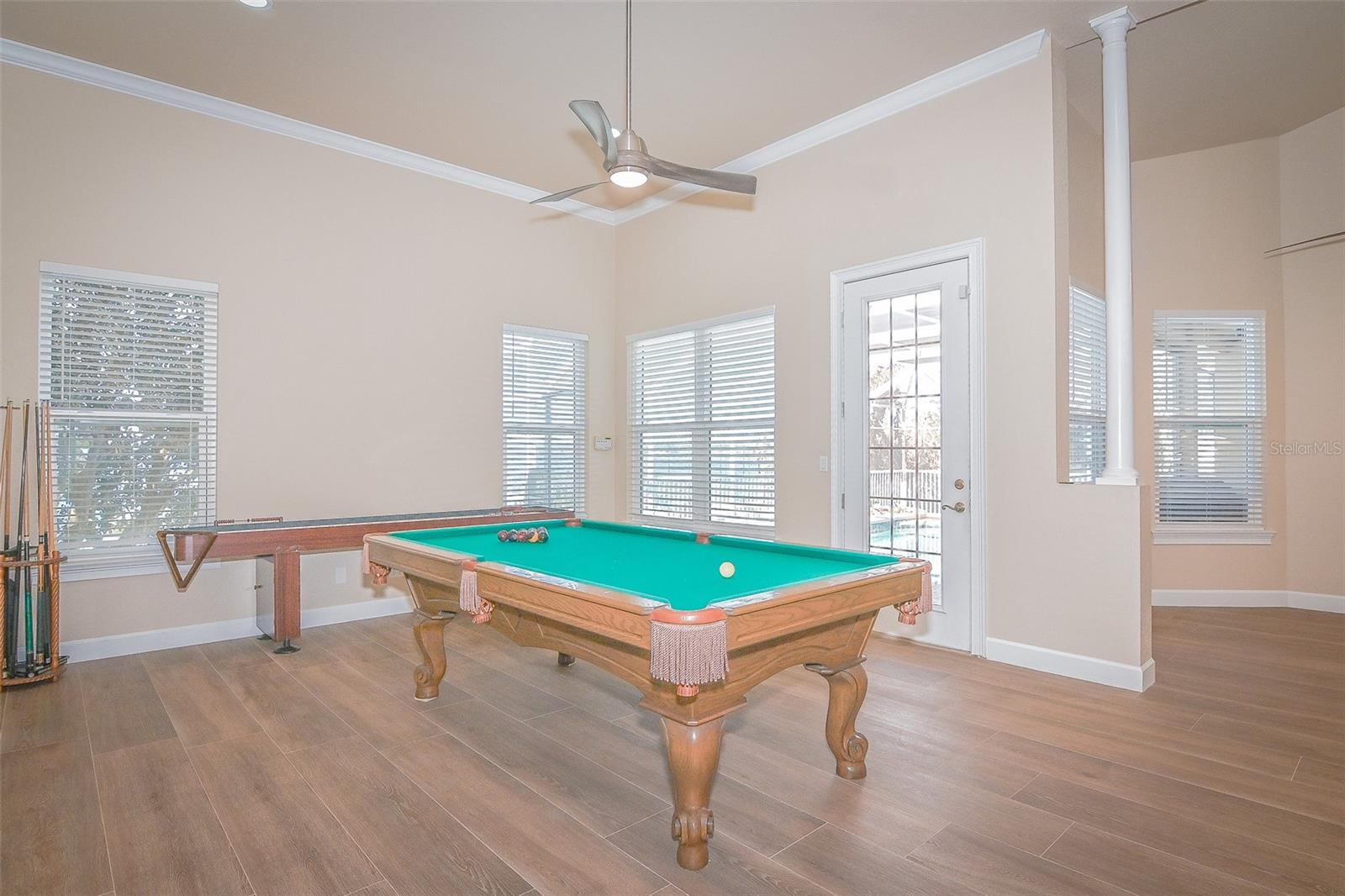 REFLECTIONS JULIANA - Residential