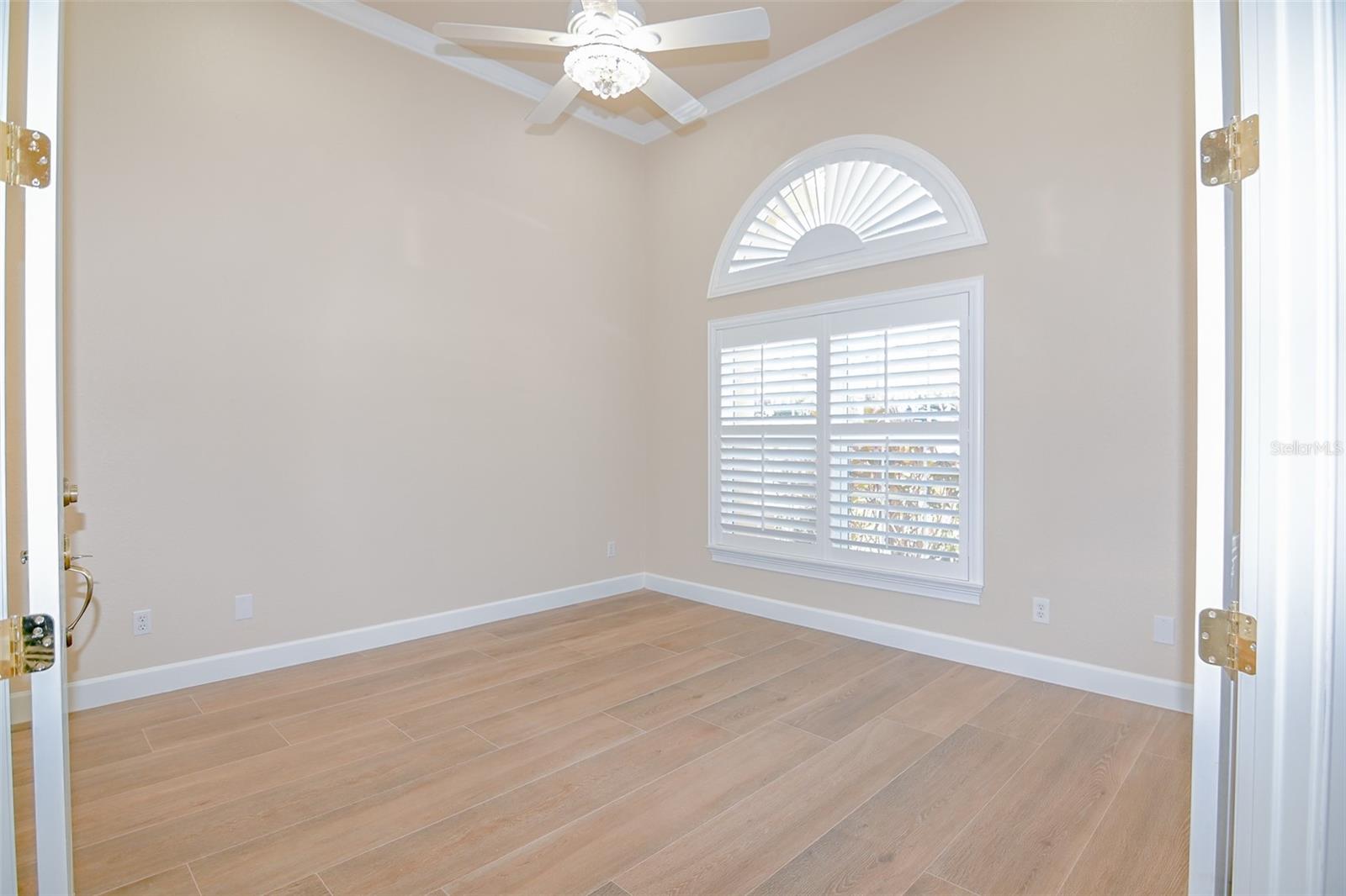 REFLECTIONS JULIANA - Residential