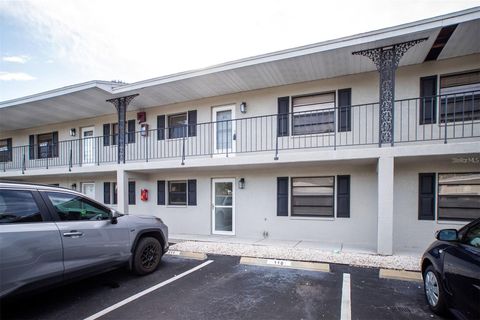 Photo of 101 Lake Avenue NE #211, Largo, FL 33771 (MLS # TB8429389) Photo of 101 Lake Avenue NE #211, Largo, FL 33771 (MLS # TB8429389)