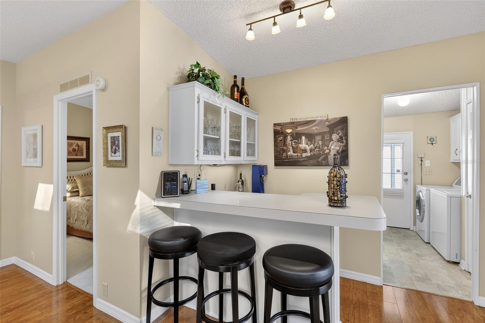 LA CASA MHP CO-OP - Residential