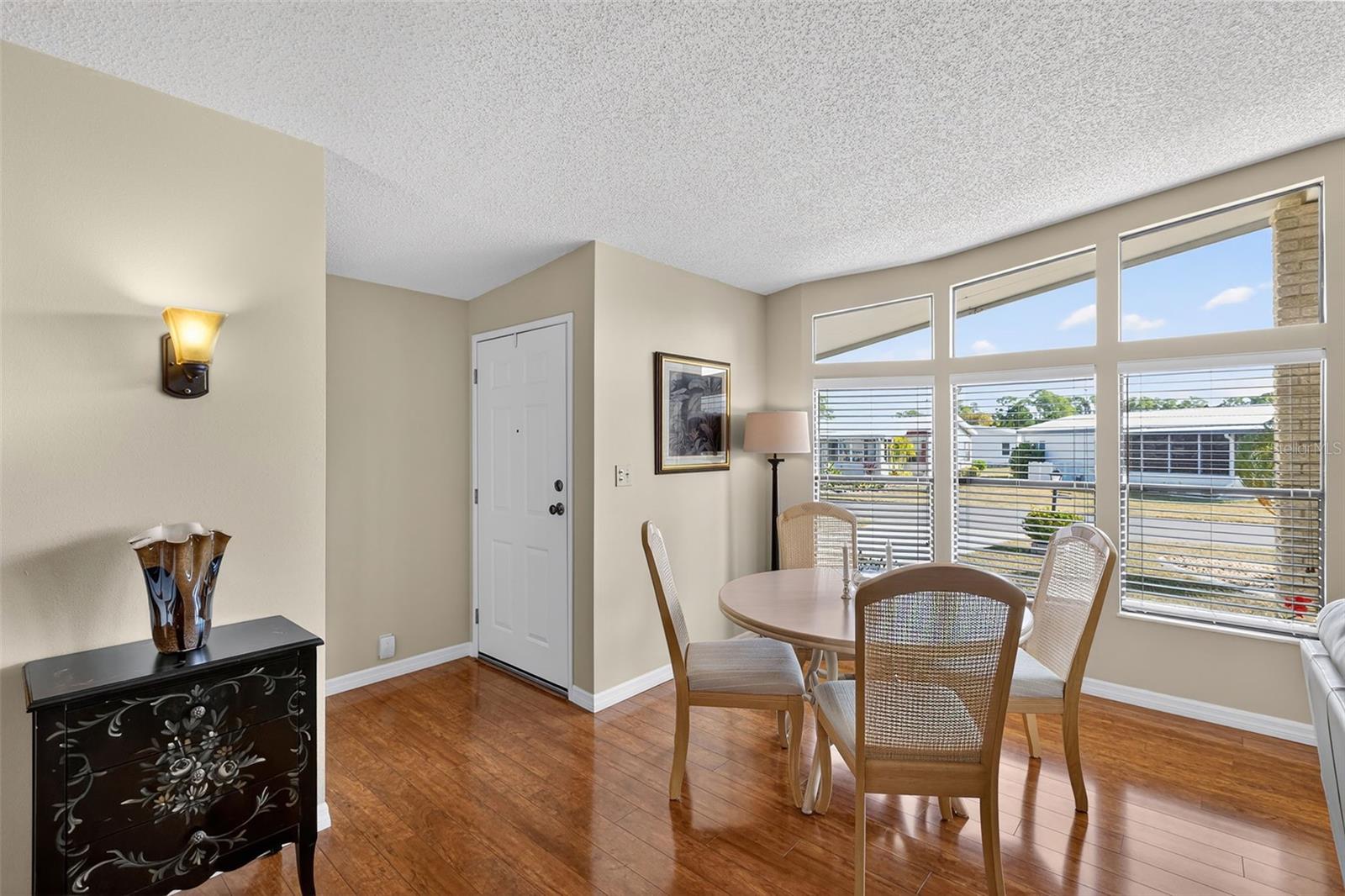 LA CASA MHP CO-OP - Residential