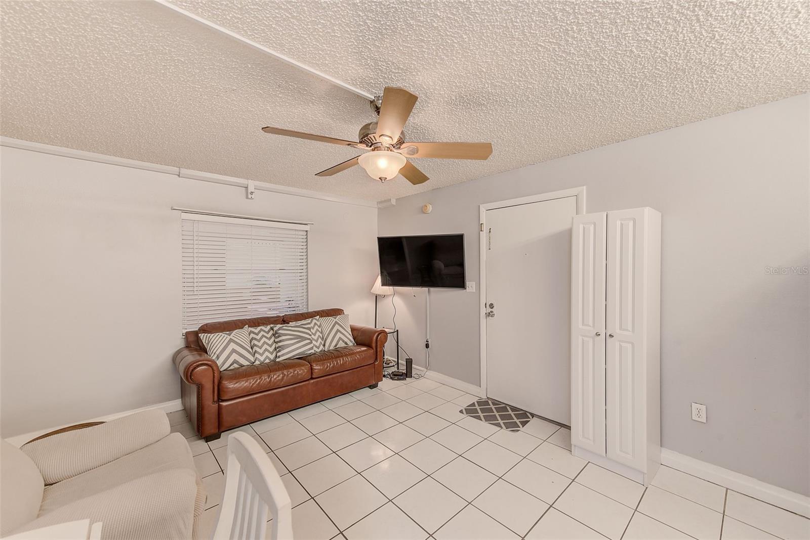 HOLIDAY VILLAS 3 - Residential