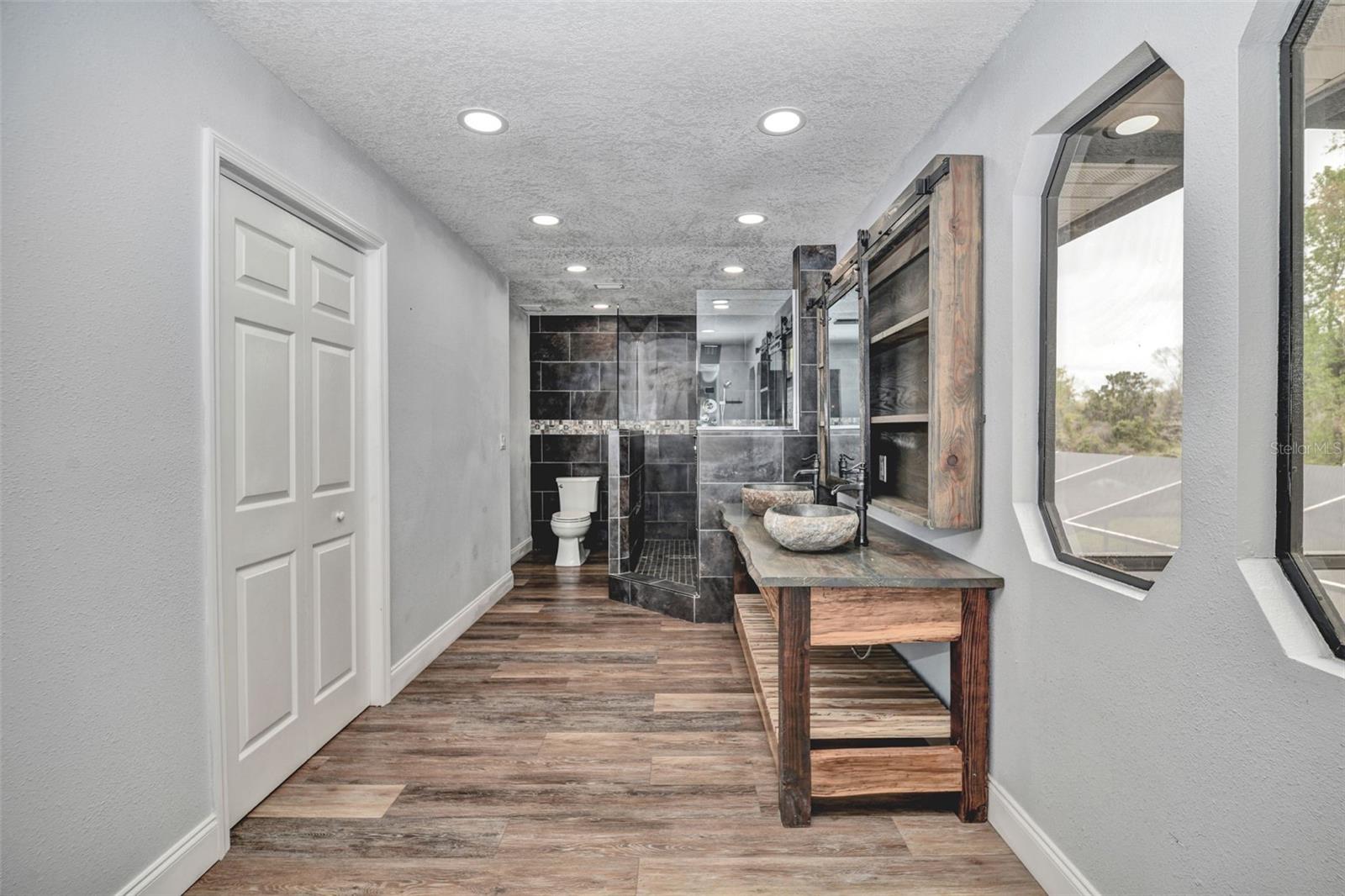 RIVER COUNTRY ESTATES - Residential