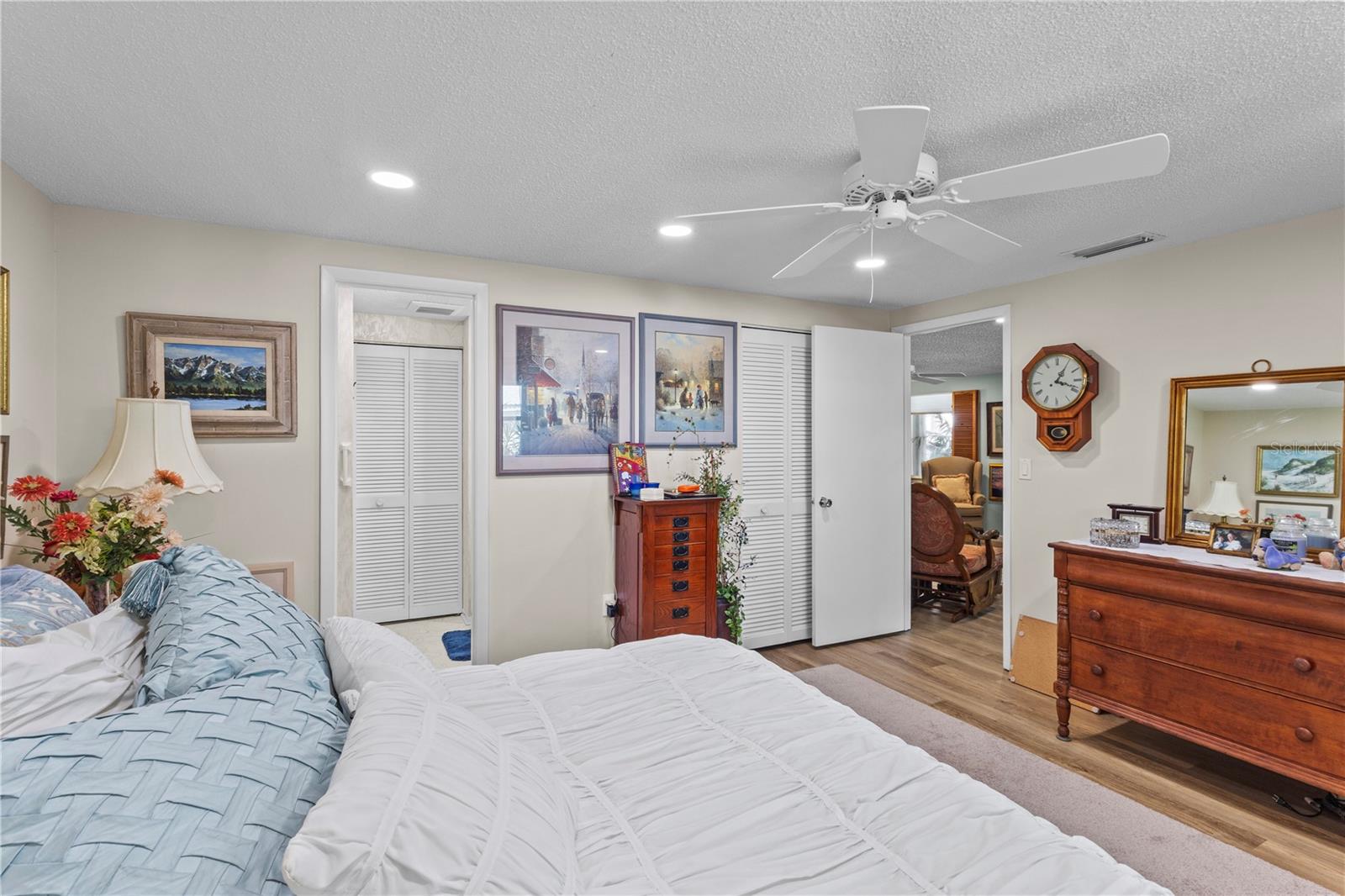 CIRCLE WOODS OF VENICE 2 - Residential