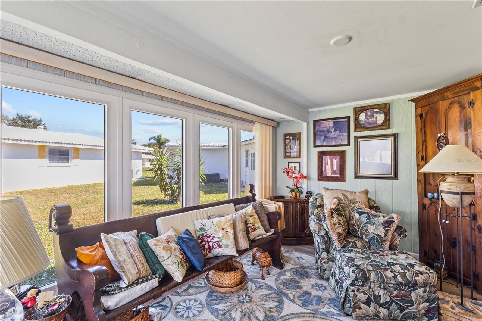 CIRCLE WOODS OF VENICE 2 - Residential