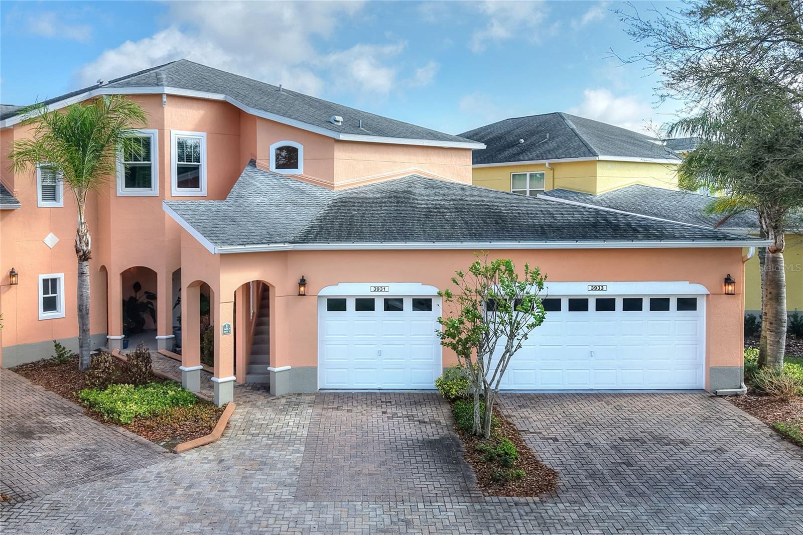 3933 SERENADE LANE