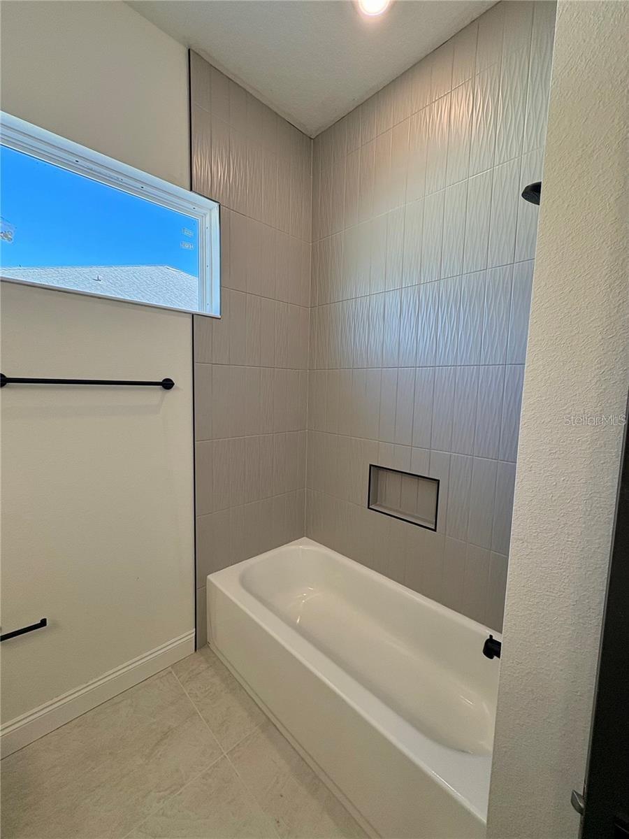 PALM COAST/EASTHAMPTON SEC 34 - Residential