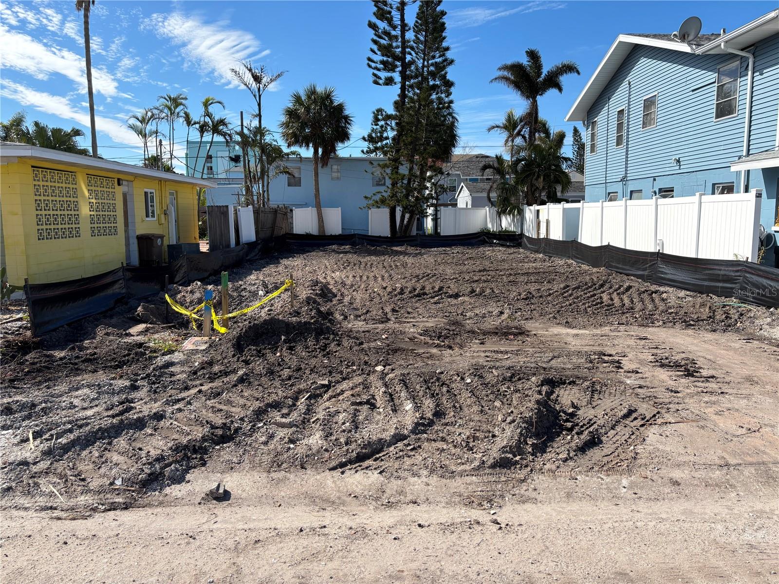 GULF SHORES 1ST ADD - Land