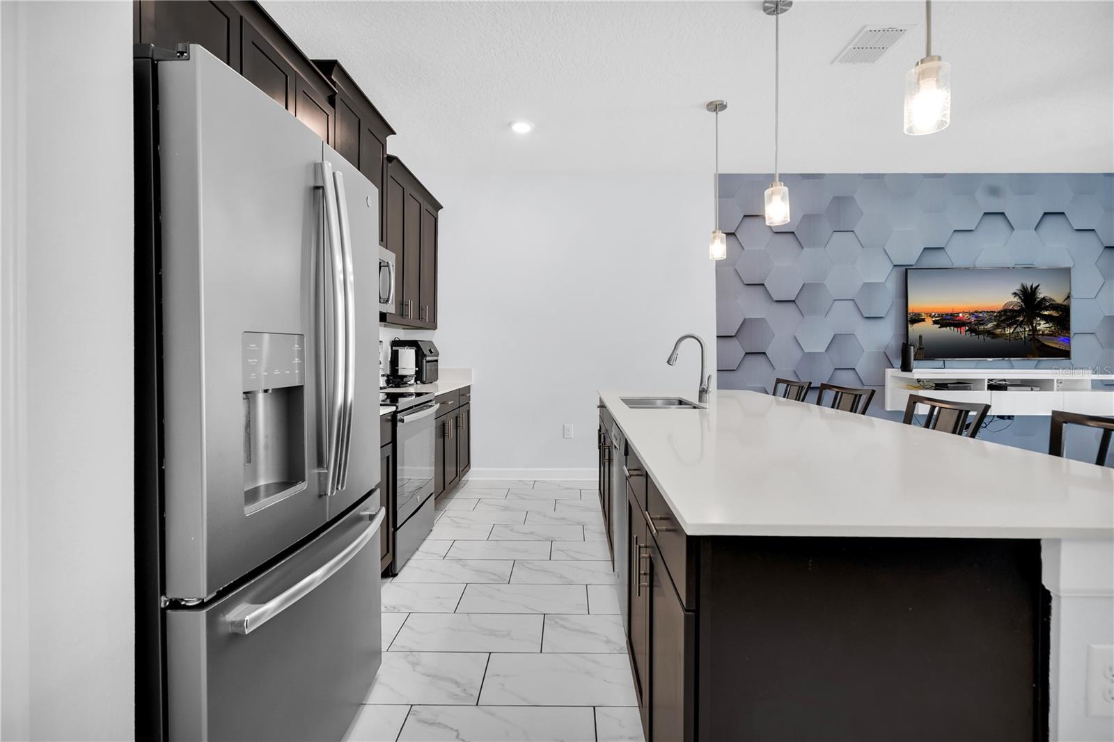 8961 CABOT CLIFFS DRIVE