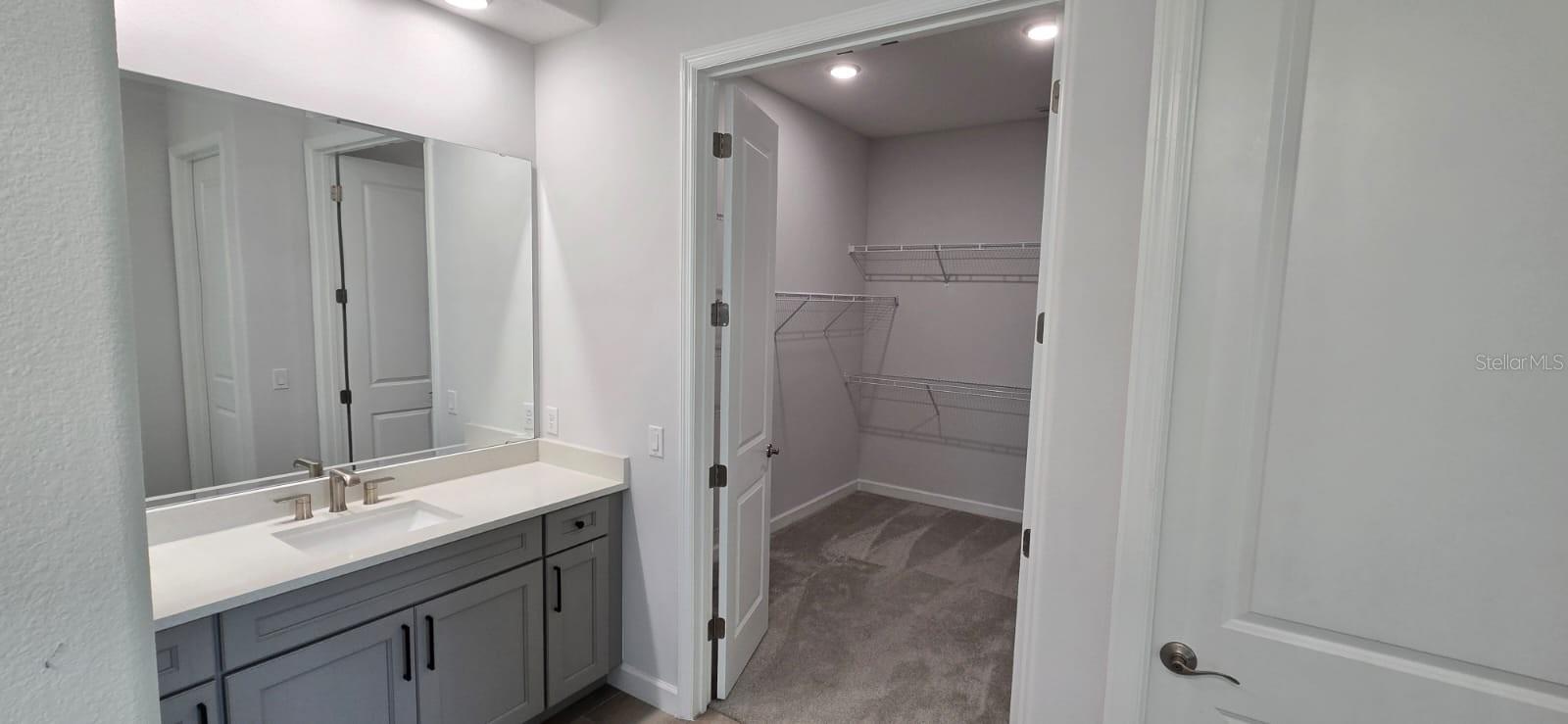 HAMPTON LNDG/PROVIDENCE - Residential Lease